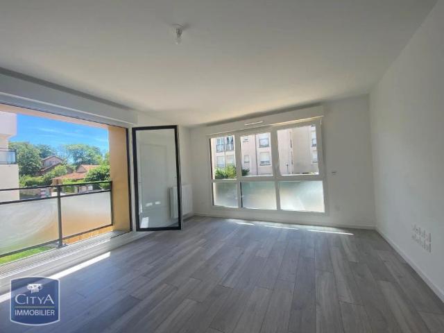 Appartement à louer 2 pièces 52.61m²