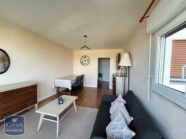 Appartement à louer 2 pièces 52m²