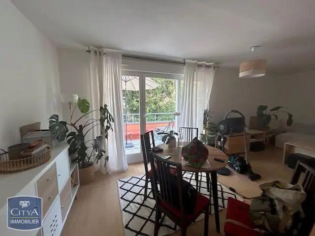 Appartement à louer 2 pièces 53.01m²