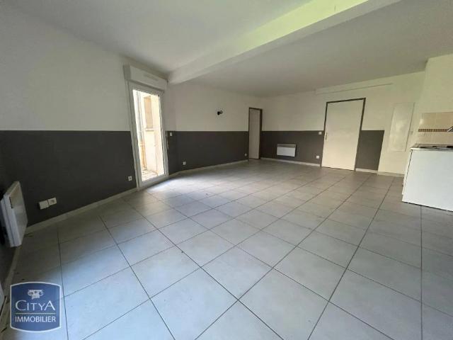 Appartement à louer 2 pièces 53.77m²