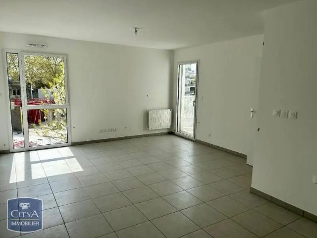 Appartement à louer 2 pièces 53.8m²