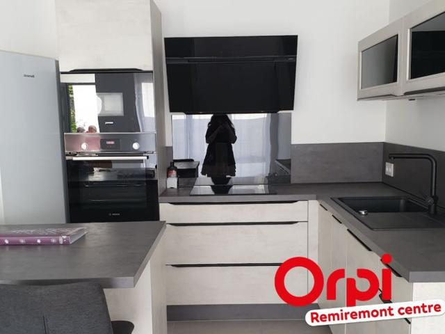 Appartement à louer 2 pièces 64 m