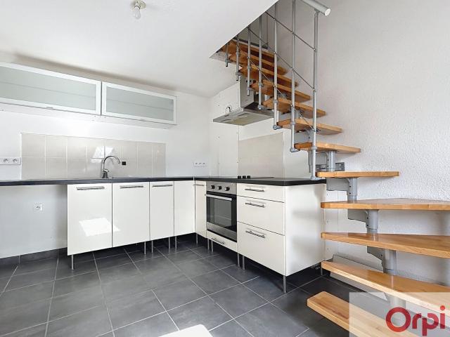 Appartement à louer 2 pièces 64,11 m