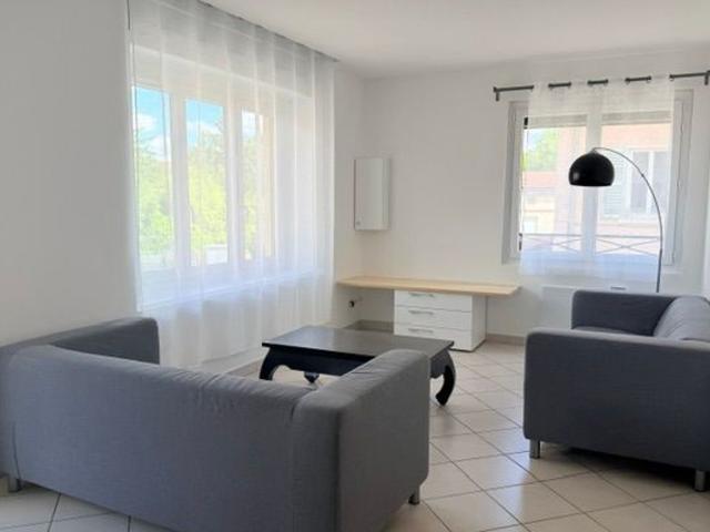 Appartement à louer 2 pièces 64,90 m