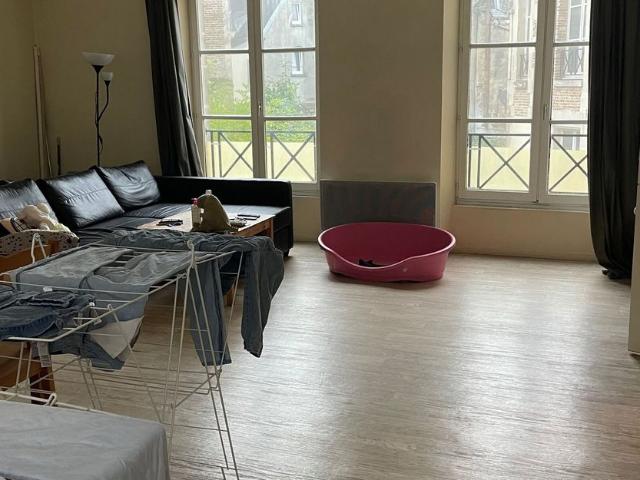 Appartement à louer 2 pièces • 65,36 m2 Laon