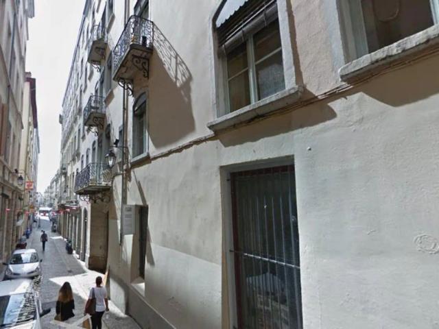 Appartement à louer 2 pièces 65m²