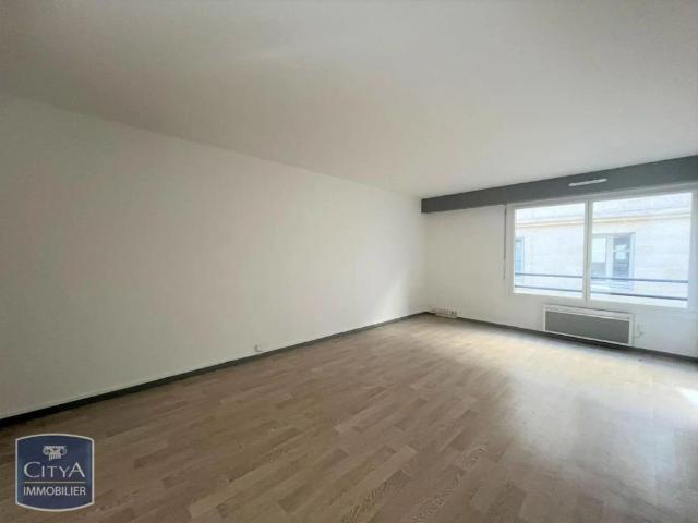 Appartement à louer 2 pièces 65m²
