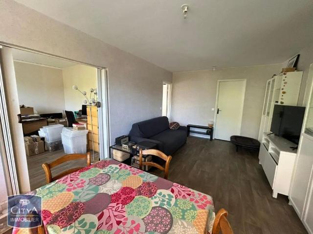 Appartement à louer 2 pièces 66.12m²