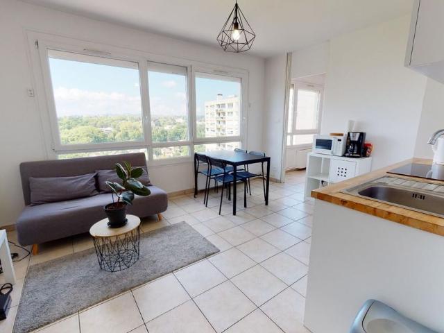 Appartement à louer 2 pièces • 66,25 m2 Pierre Bénite