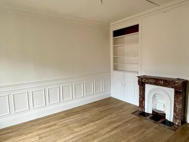 Appartement à louer 2 pièces 66,40 m