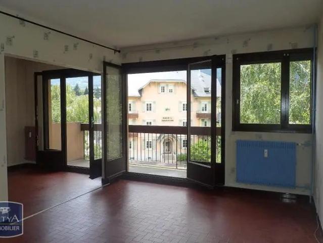 Appartement à louer 2 pièces 66.64m²