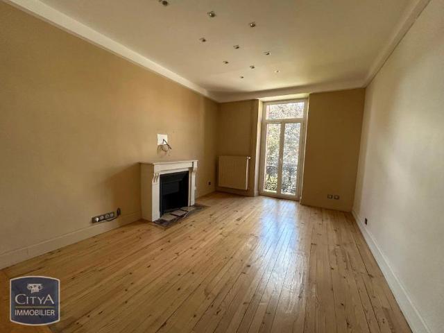 Appartement à louer 2 pièces 67.17m²