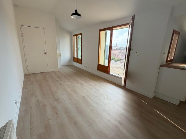 Appartement à louer 2 pièces 67,93 m