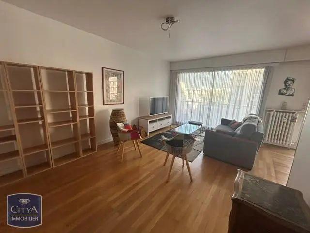 Appartement à louer 2 pièces 68.66m²