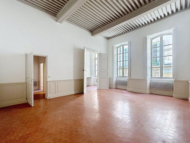 Appartement à louer 2 pièces 68,74 m