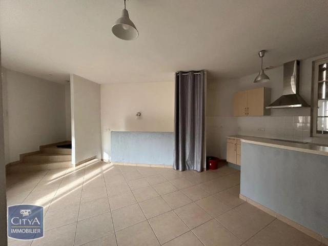Appartement à louer 2 pièces 60.3m²