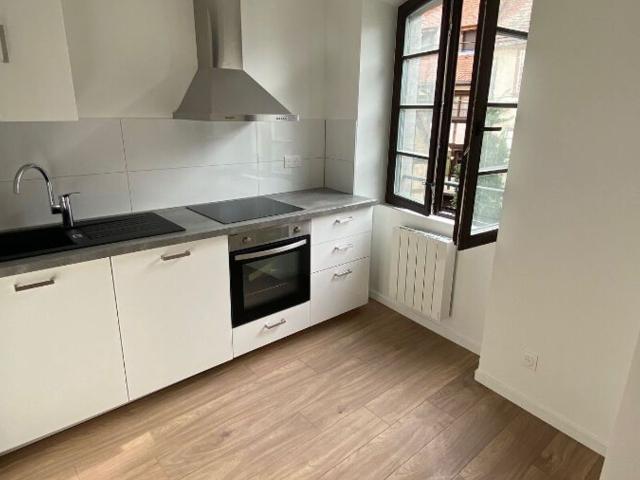 Appartement à louer 2 pièces 62,60 m