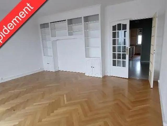 Appartement à louer 2 pièces 63.03m²