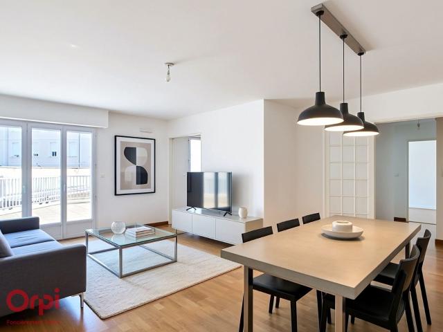 Appartement à louer 2 pièces 63,80 m