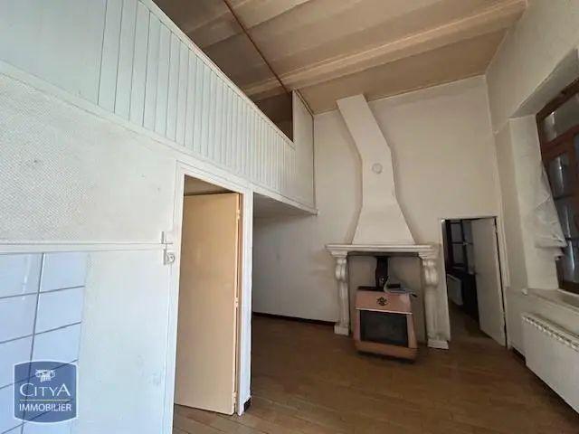 Appartement à louer 2 pièces 63.9m²