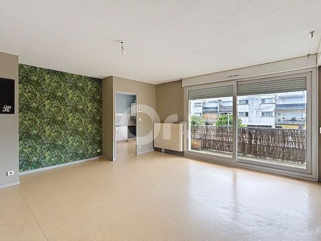 Appartement à louer 2 pièces 72 m