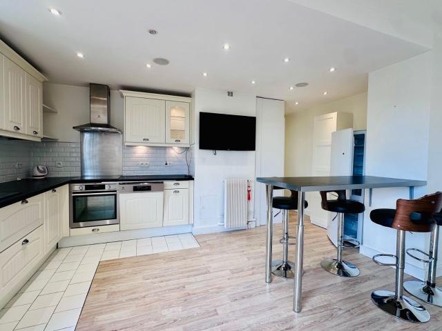 Appartement à louer 2 pièces 73,24 m