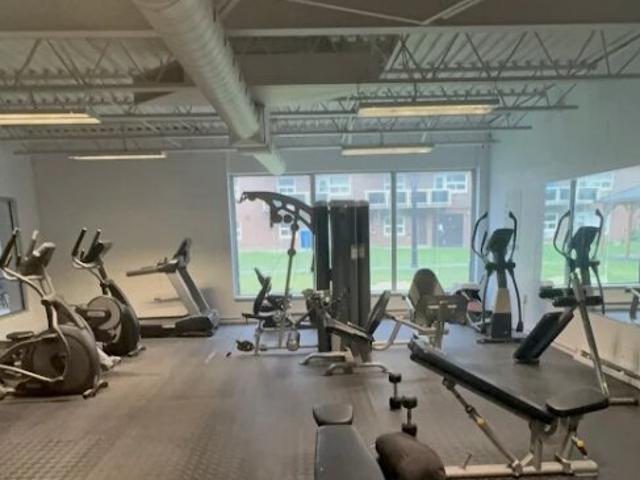 Appartement à Louer 2 Rue Radisson Gatineau J8Z 1T5, Hull Gatineau 10 photos | Logis Québec
