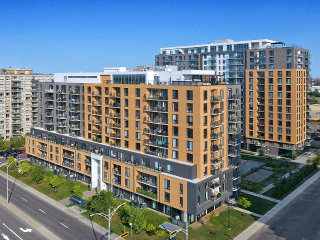 Appartement à Louer 3440 boulevard Saint Elzéar West, Laval 30 photos | Logis Québec