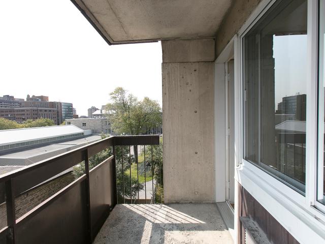 Appartement à Louer 3488 Chemin de la Côte des Neiges, Anjou Montréal 19 photos | Logis Québec