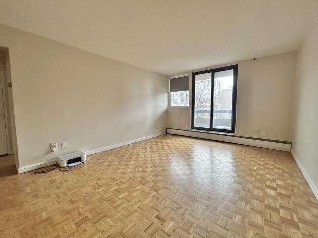 Appartement à Louer 350 Ch Ste Foy, La Cité Limoilou Québec 12 photos | Logis Québec