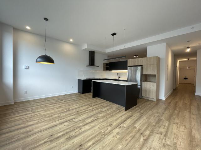 Appartement à Louer 3555 Rue Saint Antoine Ouest, Westmount 11 photos | Logis Québec