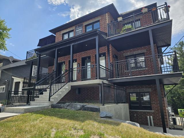 Appartement à Louer 361 Bruno Dandenault, Fleurimont Sherbrooke 12 photos | Logis Québec