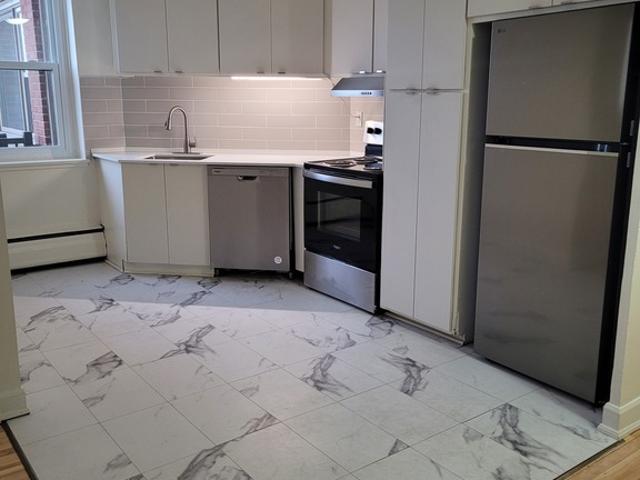 Appartement à Louer 3655 Avenue Ridgewood, Côte des Neiges/Notre Dame de Grâce Montréal 10 photos | Logis Québec