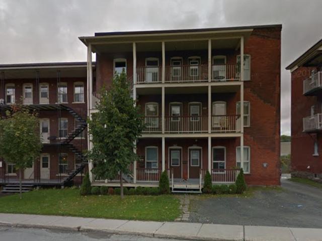 Appartement à Louer 378 Rue des Fusiliers, Mont Bellevue Sherbrooke 12 photos | Logis Québec