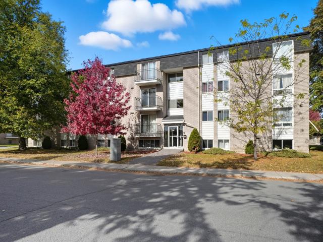 Appartement à Louer 38 Rue D'orléans, Gatineau Gatineau 10 photos | Logis Québec