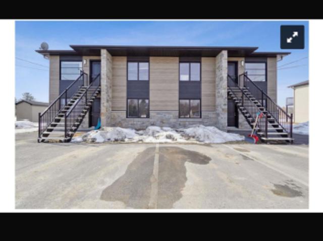 Appartement à Louer 305 rue Henri Bourassa, Papineauville 14 photos | Logis Québec