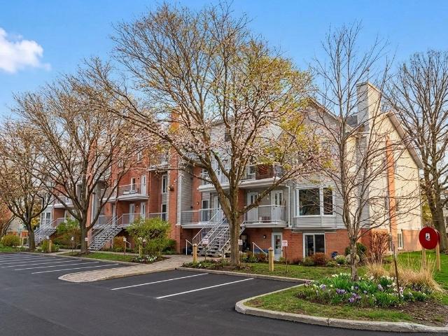 Appartement à Louer 30,Imp. de la Roseraie, Hull Gatineau 23 photos | Logis Québec