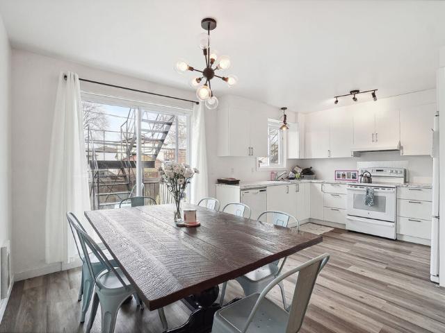 Appartement à Louer 325 Rue Gravel, Saint Eustache 12 photos | Logis Québec
