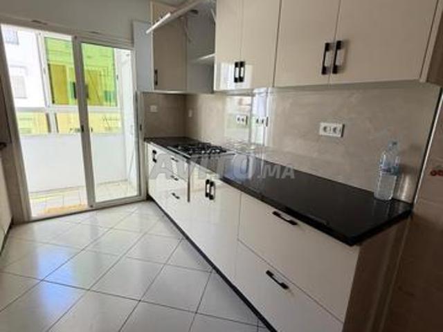 Appartement à louer 3 chambres Agdal