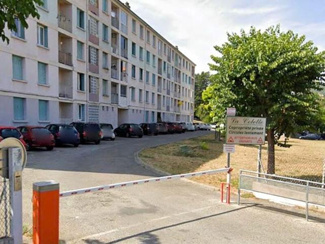 Appartement à louer 3 pièces • Manosque