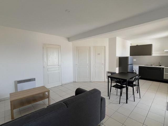 Appartement à louer 3 pièces • Manosque
