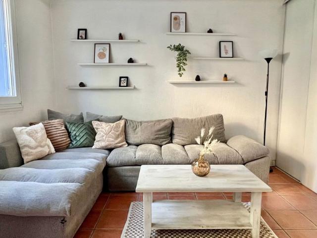 Appartement à louer 3 pièces • Marseille 8