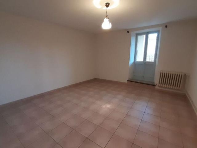 Appartement à louer 3 pièces • Mison