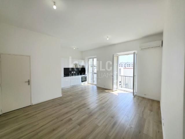 Appartement à louer, 3 pièces Nice 06300