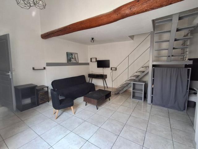 Appartement à louer 3 pièces • Nîmes