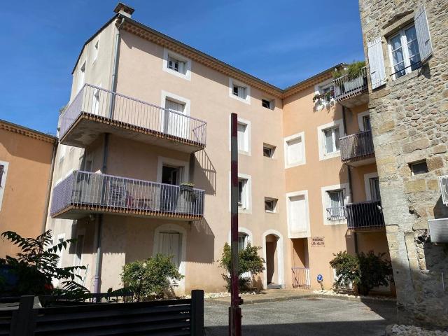 Appartement à louer, 3 pièces Aubenas 07200