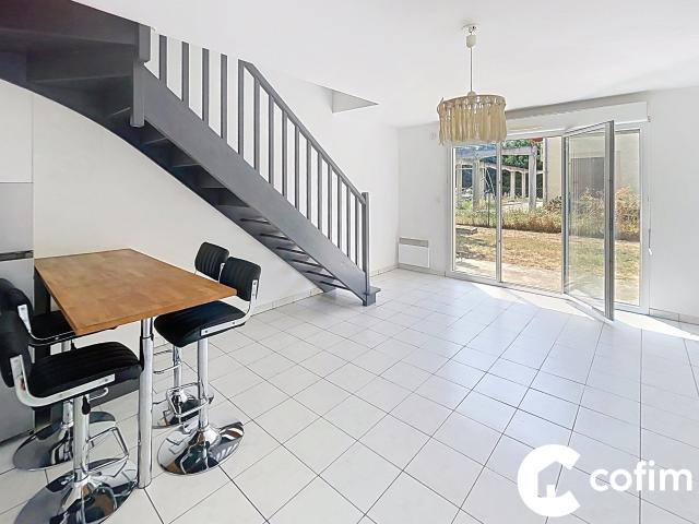 Appartement à louer, 3 pièces Aureilhan 65800