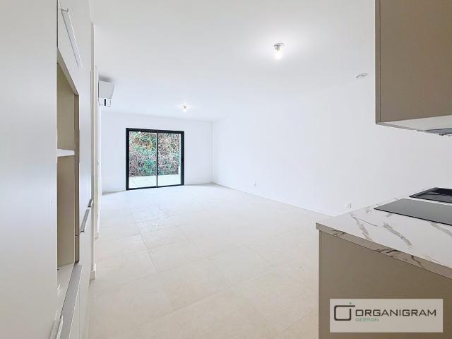 Appartement à louer, 3 pièces Afa 20167