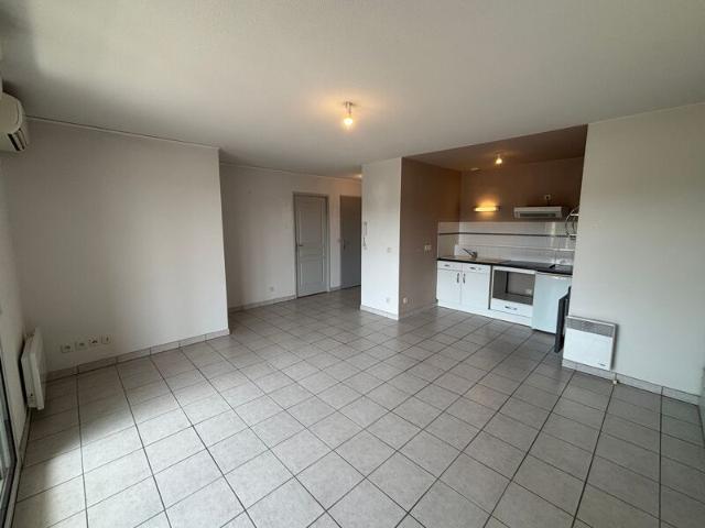 Appartement à louer 3 pièces • Aire sur l'Adour