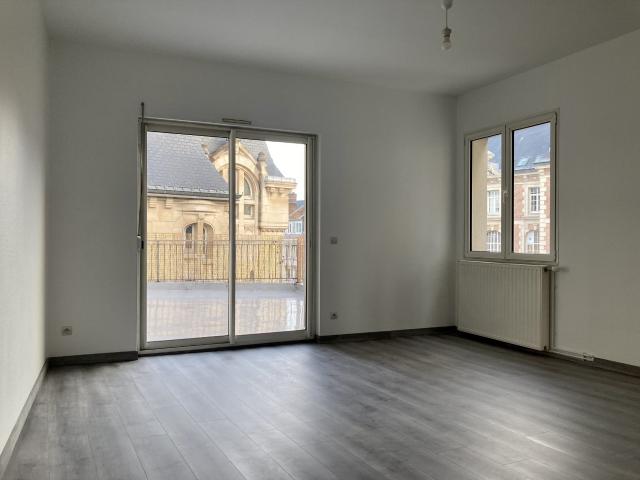 Appartement à louer, 3 pièces Amiens 80000
